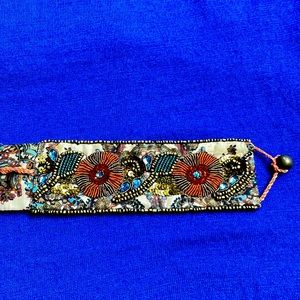 100% Silk Beaded Banana Republic Bracelet